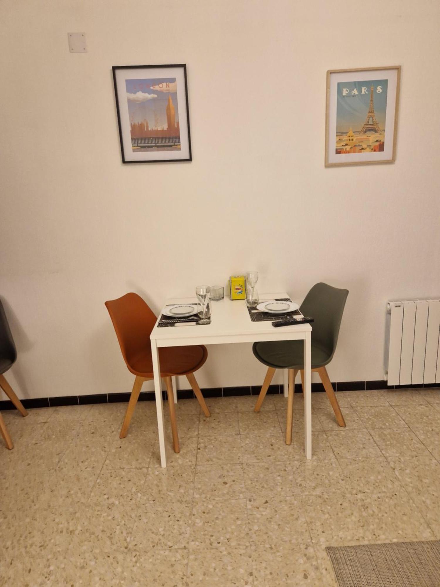 Appartement 4 Personnes Avignone Esterno foto